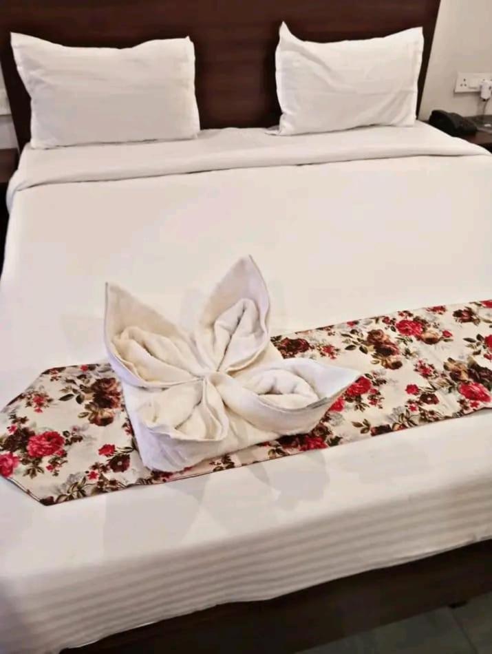 Hotel East International Tinsukia Εξωτερικό φωτογραφία